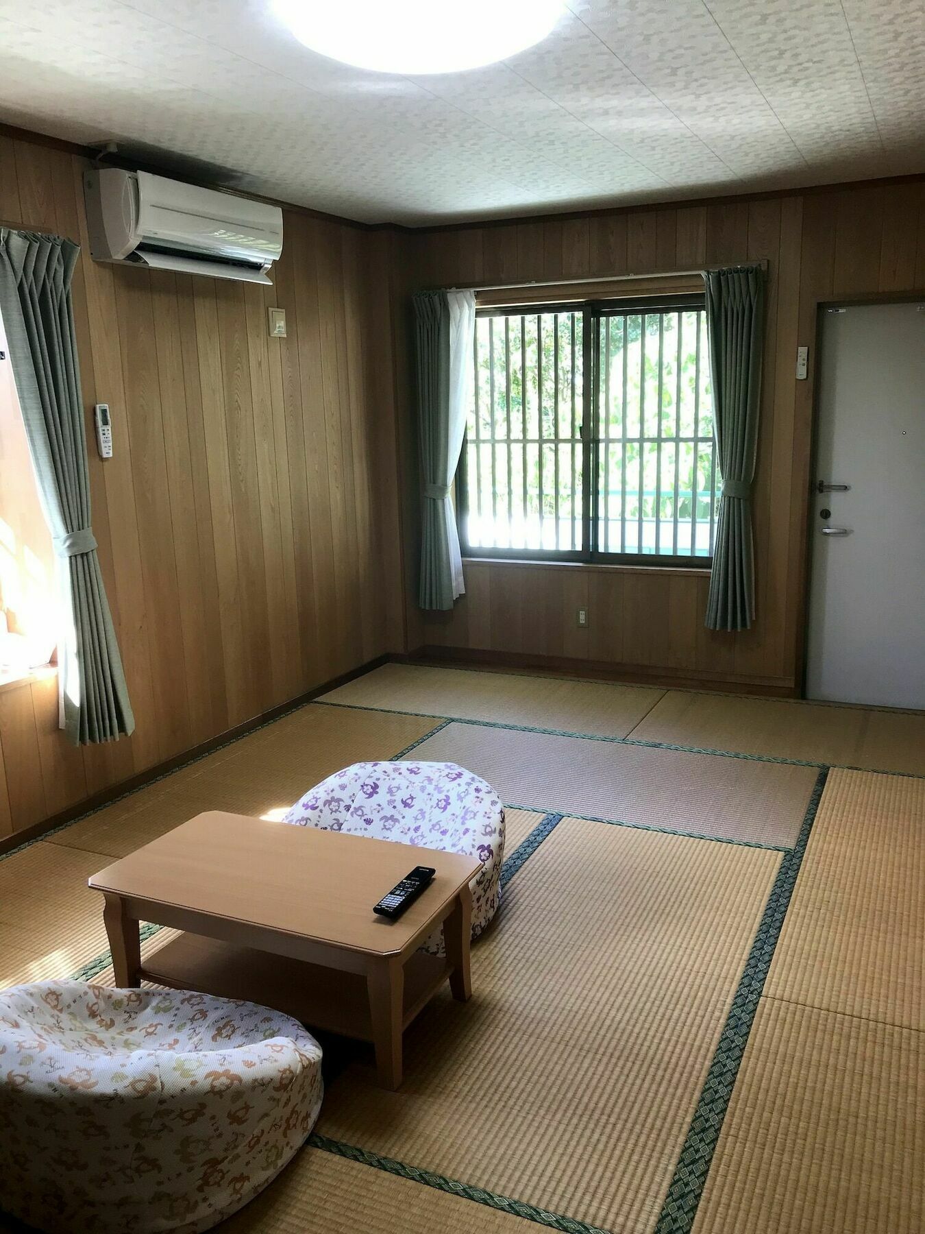 Minshuku Shizu Hotel Onna Exterior photo